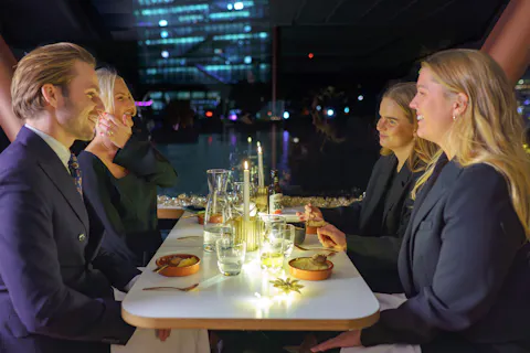 Guests eating night ODC Shawn van Zyl 10