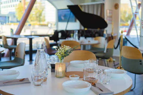 Afternoon tea tabel set up Shawn van Zyl 8