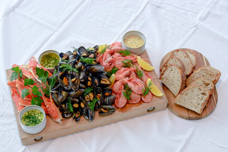 Arctic Summer Seafood Cruise 21